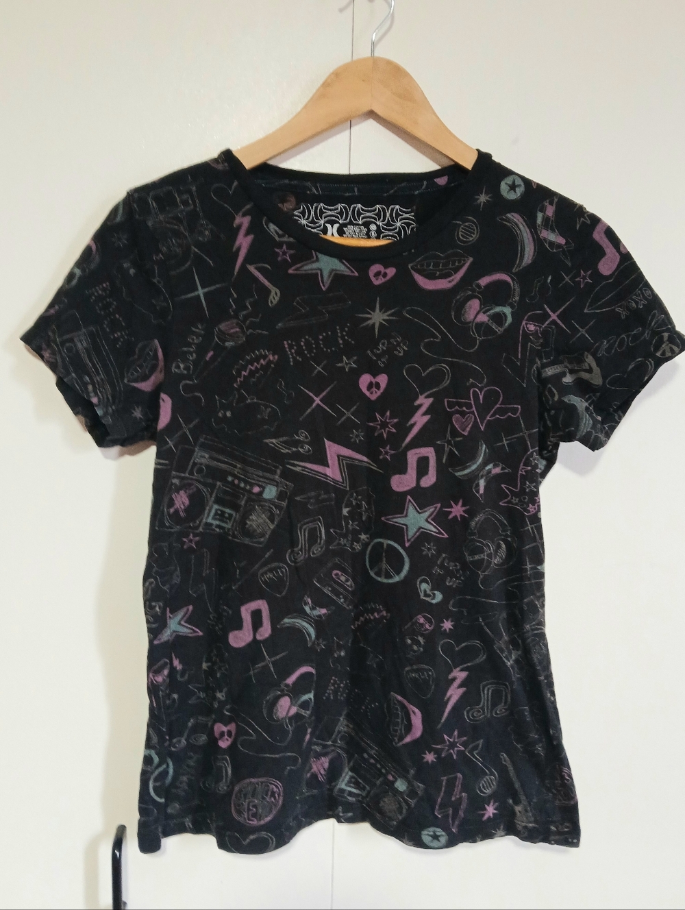 Y2K 00s Hurley International Tee - Pop Punk Skater Aesthetic - Size Large